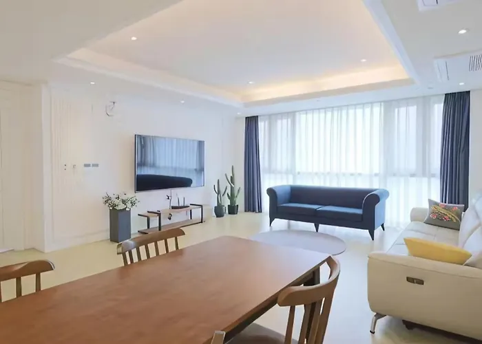 Hotel Bs Centum 3*