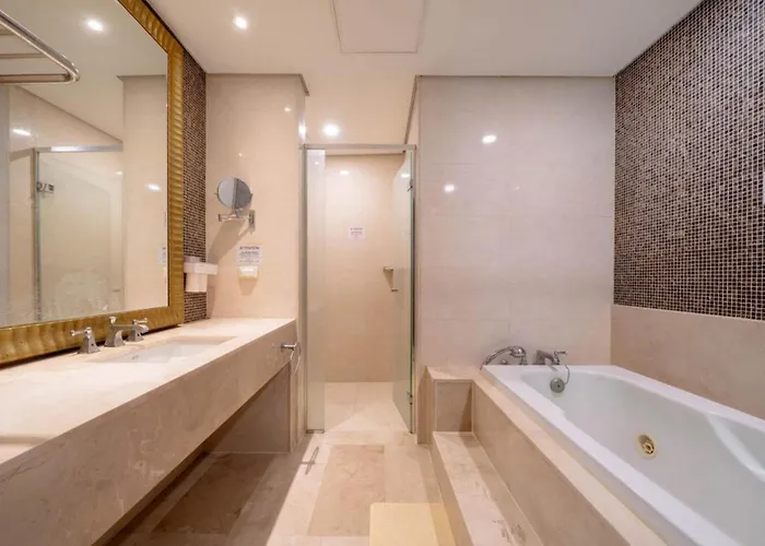 Hotel Bs Centum