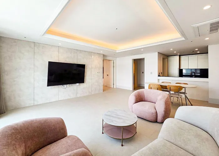 Hotel Bs Centum 3*