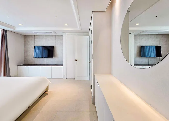 Hotel Bs Centum