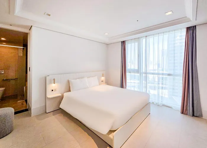 Bs Centum Hotel 3*